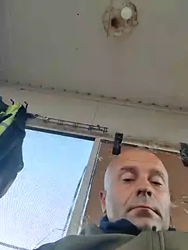 muscularsexy online show from September 20, 2025, 4:17 am