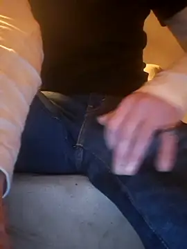 eddouxxx78 online show from December 20, 2025, 2:53 pm