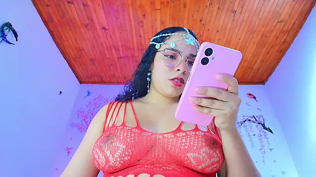 Sofiia Diiaz online show from September 19, 2025, 8:13 pm