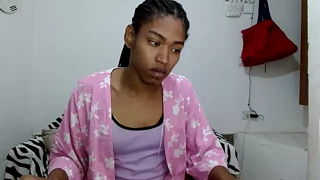 Snapshot of angelamarie1 chatting on April 20, 2026, 1:03 pm angelamarie1 online show from April 20, 2026, 1:03 pm