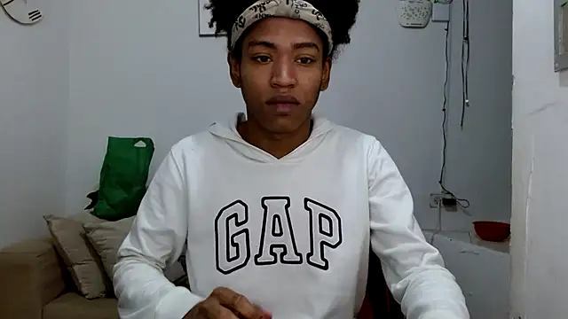 angelamarie1 online show from March 12, 2026, 11:47 am