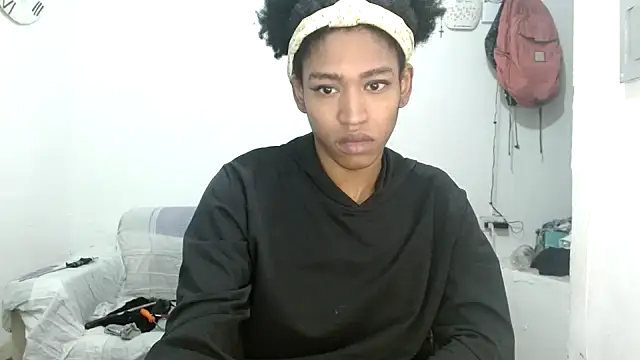 Snapshot of angelamarie1 chatting on October 1, 2025, 10:52 am angelamarie1 online show from October 1, 2025, 10:52 am