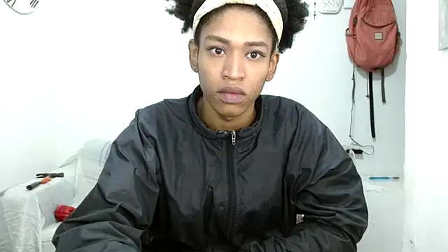 Snapshot of angelamarie1 chatting on October 9, 2025, 11:22 am angelamarie1 online show from October 9, 2025, 11:22 am