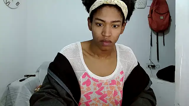 Snapshot of angelamarie1 chatting on October 6, 2025, 10:38 am angelamarie1 online show from October 6, 2025, 10:38 am