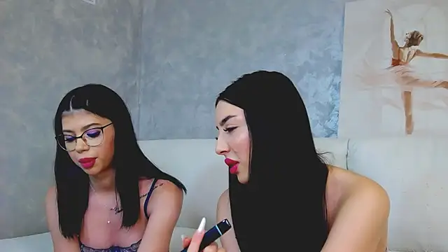 Sierra Halle online show from November 17, 2025, 8:46 pm