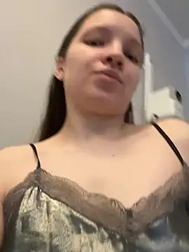 Snapshot of MelaniGrand chatting on February 13, 2026, 7:30 am MelaniGrand online show from February 13, 2026, 7:30 am