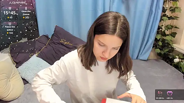 Snapshot of MelaniGrand chatting on November 6, 2025, 9:24 am MelaniGrand online show from November 6, 2025, 9:24 am