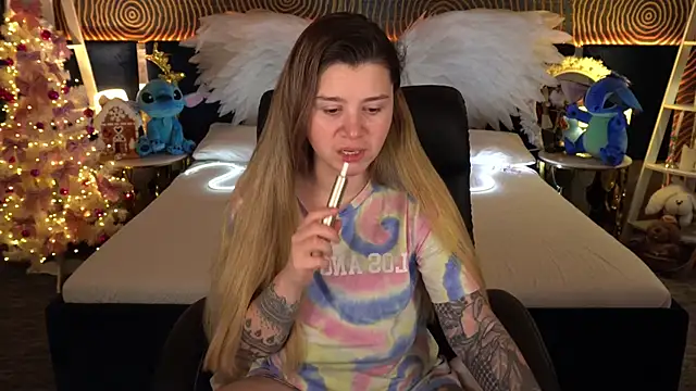 Snapshot of AmellyMilly chatting on January 9, 2026, 1:40 pm AmellyMilly online show from January 9, 2026, 1:40 pm