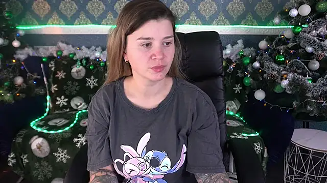 Snapshot of AmellyMilly chatting on December 18, 2025, 7:50 pm AmellyMilly online show from December 18, 2025, 7:50 pm