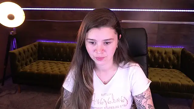 AmellyMilly online show from September 23, 2025, 12:45 pm