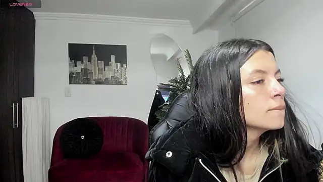 Meghan320 online show from October 3, 2025, 11:34 am