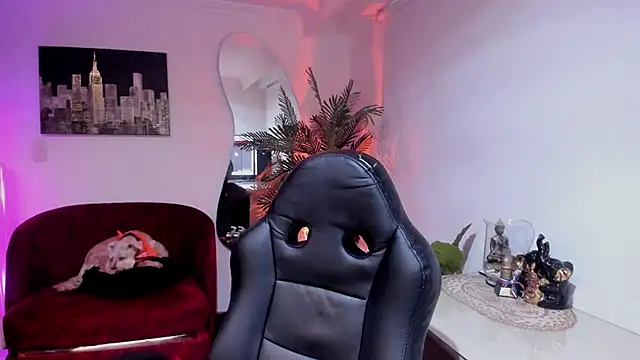 Snapshot of Meghan320 chatting on March 4, 2026, 11:40 am Meghan320 online show from March 4, 2026, 11:40 am