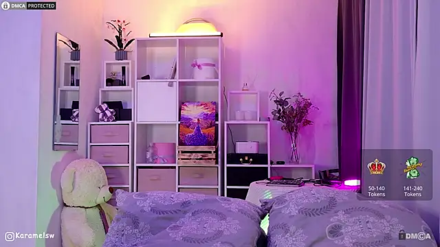 Snapshot of Karamelsw_ chatting on October 1, 2025, 10:02 pm Karamelsw online show from October 1, 2025, 10:02 pm