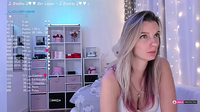 Snapshot of Karamelsw_ chatting on March 11, 2025, 11:04 pm Karamelsw online show from March 11, 2025, 11:04 pm