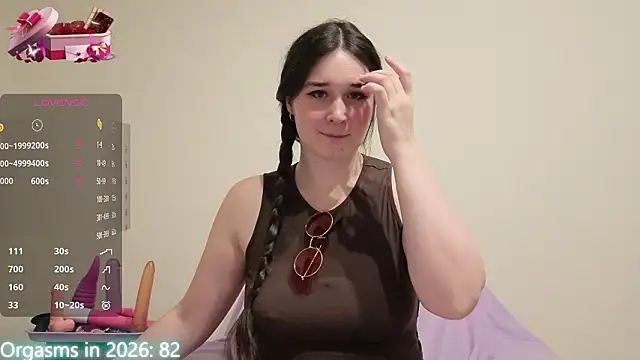 MaryHillx online show from February 4, 2026, 8:15 pm