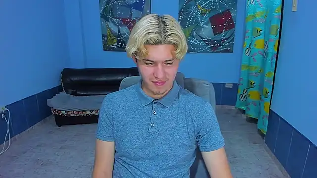 Snapshot of patrik_027 chatting on November 2, 2025, 12:48 am patrik 027 online show from November 2, 2025, 12:48 am