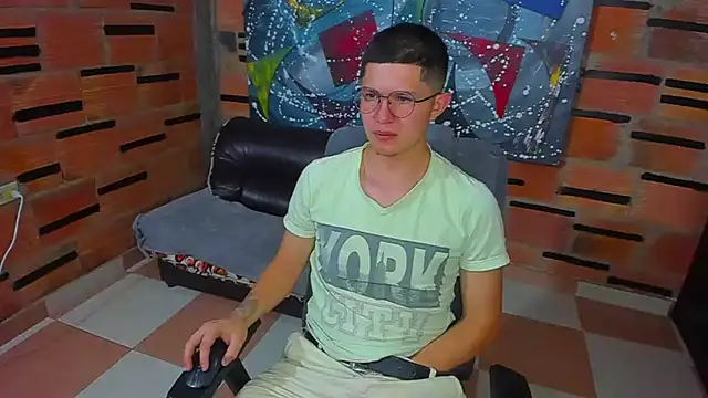 Snapshot of patrik_027 chatting on March 11, 2025, 9:37 pm patrik 027 online show from March 11, 2025, 9:37 pm