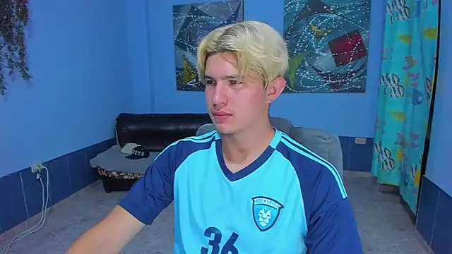 Snapshot of patrik_027 chatting on October 25, 2025, 5:13 pm patrik 027 online show from October 25, 2025, 5:13 pm