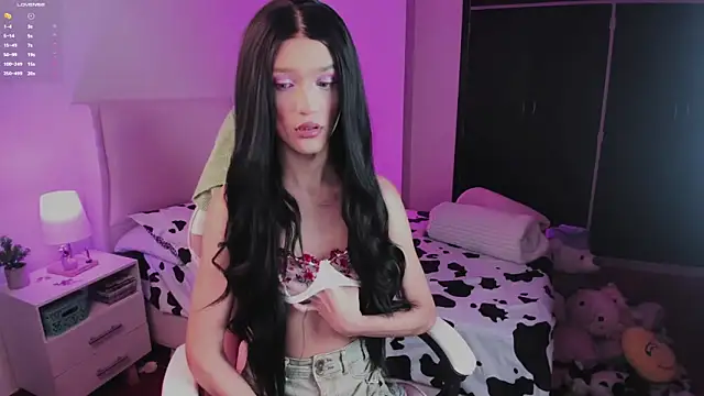 Ainhoads online show from November 8, 2025, 8:40 am