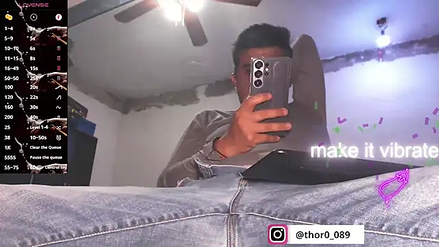 Snapshot of thor000089 chatting on January 15, 2026, 5:44 am thor000089 online show from January 15, 2026, 5:44 am