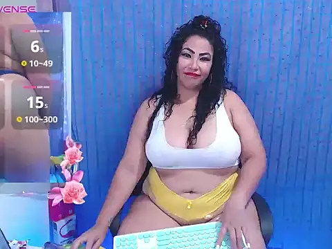 Snapshot of mature_beautifull chatting on May 15, 2026, 10:52 pm mature beautifull online show from May 15, 2026, 10:52 pm