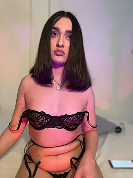 MiahWindsor online show from January 14, 2026, 4:16 am