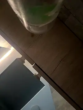 Snapshot of CeliWoods chatting on January 12, 2026, 10:33 am CeliWoods online show from January 12, 2026, 10:33 am