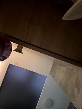 Snapshot of CeliWoods chatting on January 8, 2026, 10:54 am CeliWoods online show from January 8, 2026, 10:54 am