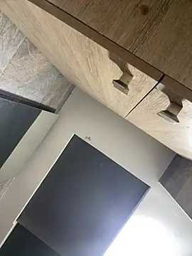 Snapshot of CeliWoods chatting on February 12, 2026, 10:48 am CeliWoods online show from February 12, 2026, 10:48 am