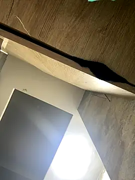 Snapshot of CeliWoods chatting on September 21, 2025, 10:09 am CeliWoods online show from September 21, 2025, 10:09 am