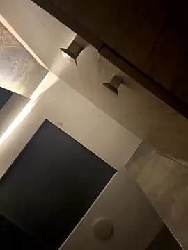 Snapshot of CeliWoods chatting on January 14, 2026, 10:30 am CeliWoods online show from January 14, 2026, 10:30 am