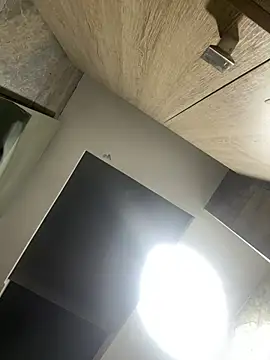 Snapshot of CeliWoods chatting on February 5, 2026, 10:44 am CeliWoods online show from February 5, 2026, 10:44 am