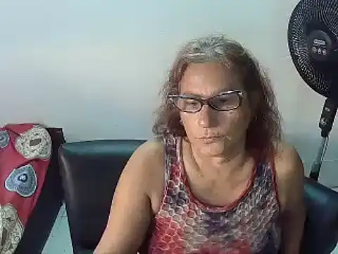 Snapshot of charrysexy1 chatting on December 3, 2024, 1:49 pm charrysexy1 online show from December 3, 2024, 1:49 pm