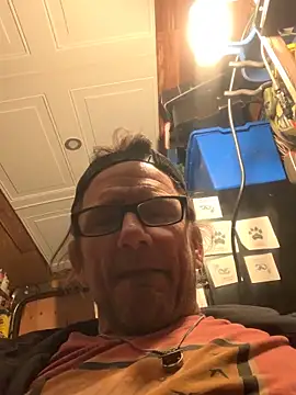 Snapshot of Likewise chatting on February 8, 2026, 5:38 am Likewise online show from February 8, 2026, 5:38 am