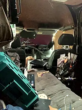 Snapshot of Likewise chatting on January 15, 2026, 11:41 pm Likewise online show from January 15, 2026, 11:41 pm