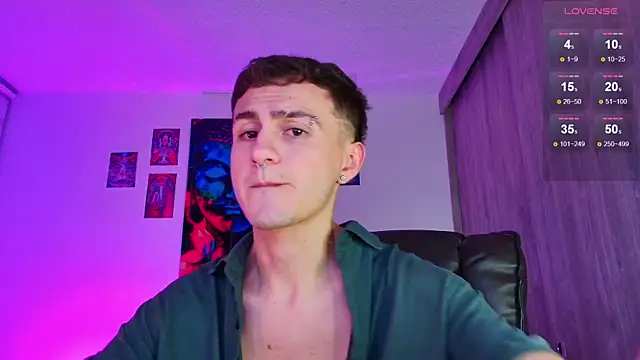 Snapshot of dimitri-bilak chatting on July 2, 2026, 11:33 pm dimitri-bilak online show from July 2, 2026, 11:33 pm