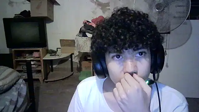 Emv2 online show from April 14, 2026, 3:55 am