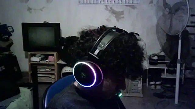 Emv2 online show from February 9, 2026, 5:49 am