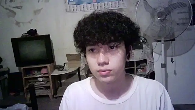 Emv2 online show from April 18, 2026, 6:05 am