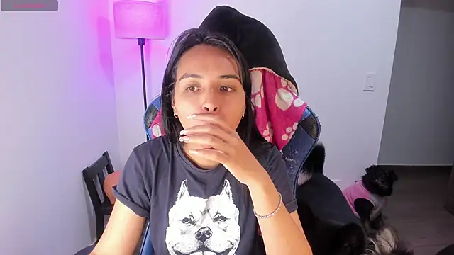 Snapshot of Miss_Nicole chatting on November 2, 2025, 8:36 pm Miss Nicole online show from November 2, 2025, 8:36 pm