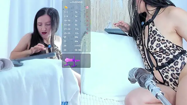 evaa rose online show from April 5, 2026, 2:24 pm