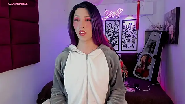 Snapshot of Yaki_Tai chatting on March 15, 2025, 2:01 pm Yaki Tai online show from March 15, 2025, 2:01 pm