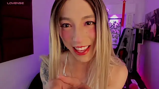 Snapshot of Yaki_Tai chatting on March 7, 2025, 7:27 pm Yaki Tai online show from March 7, 2025, 7:27 pm