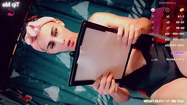 CharlotteBigCock online show from October 25, 2025, 3:56 pm