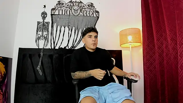 Evan stoner online show from November 1, 2025, 3:24 am