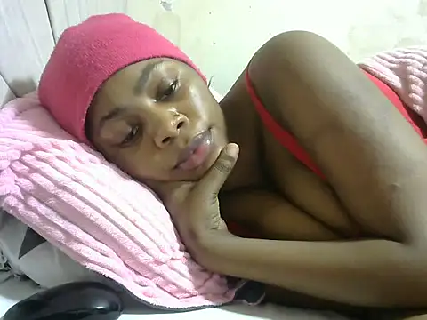 naughty miami online show from November 14, 2025, 9:29 pm