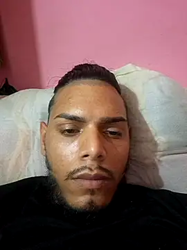 Snapshot of apolodiosgriego chatting on October 29, 2025, 11:58 pm apolodiosgriego online show from October 29, 2025, 11:58 pm