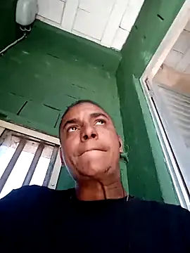 121fff online show from September 29, 2025, 1:50 pm