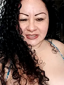 Snapshot of hazel_milf chatting on March 3, 2025, 1:45 pm hazel milf online show from March 3, 2025, 1:45 pm