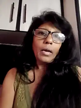 Snapshot of MsAttitude chatting on May 9, 2026, 2:53 pm MsAttitude online show from May 9, 2026, 2:53 pm